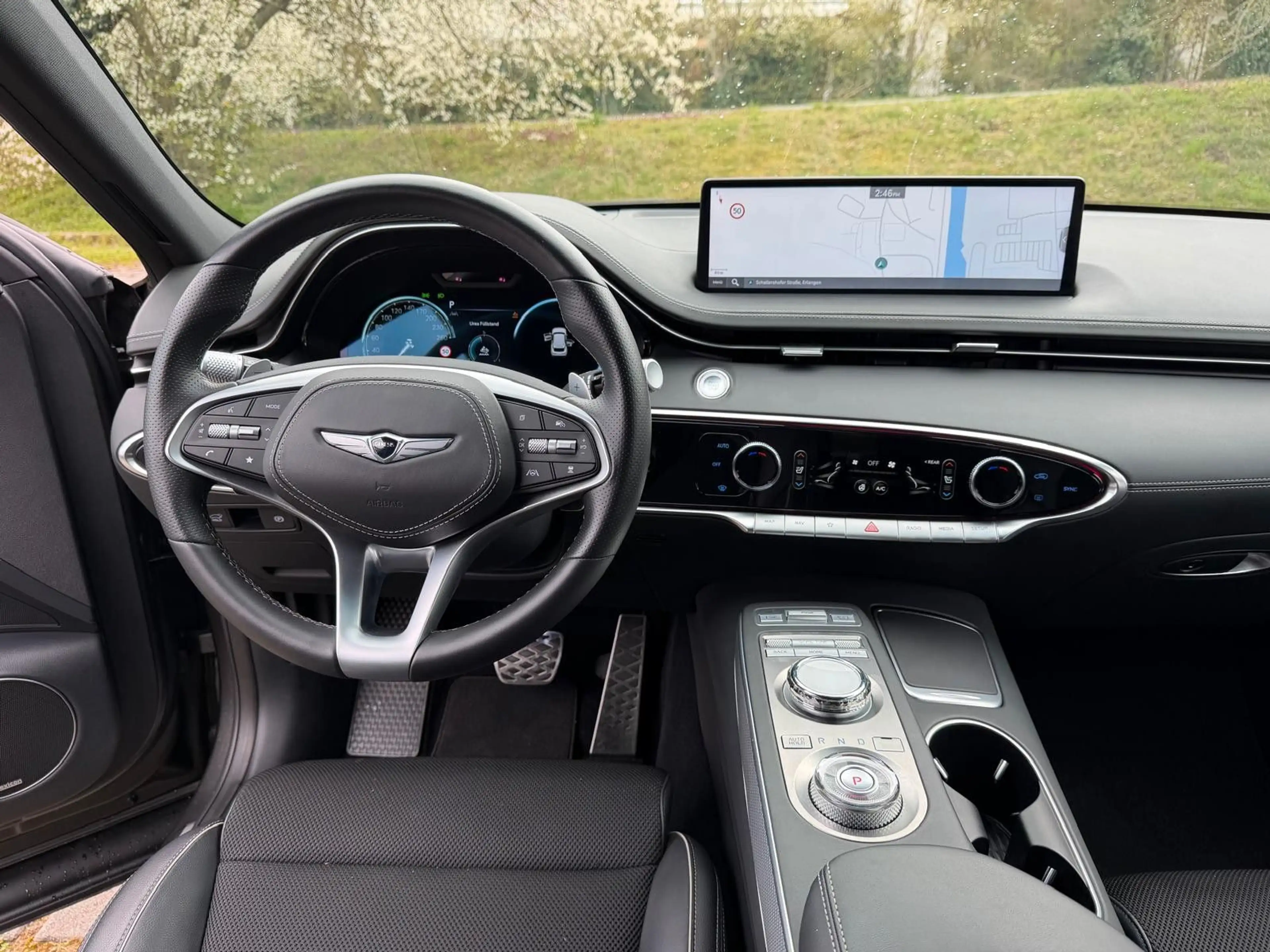 Genesis GV70 2.2 D 8AT AWD Sport Pano Tech Lexicon Comf — photo 9
