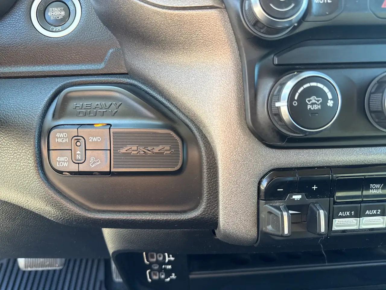 RAM 2500 снимка RAM 2500