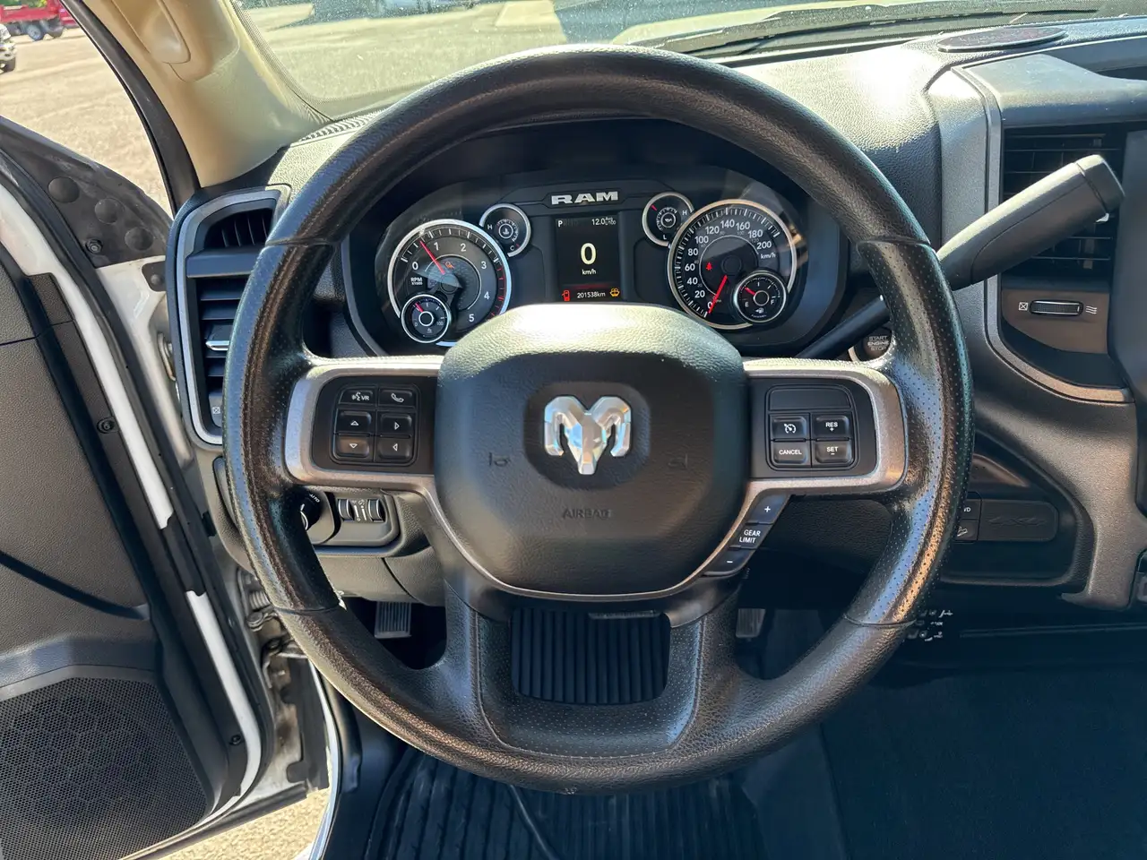 RAM 2500 снимка RAM 2500