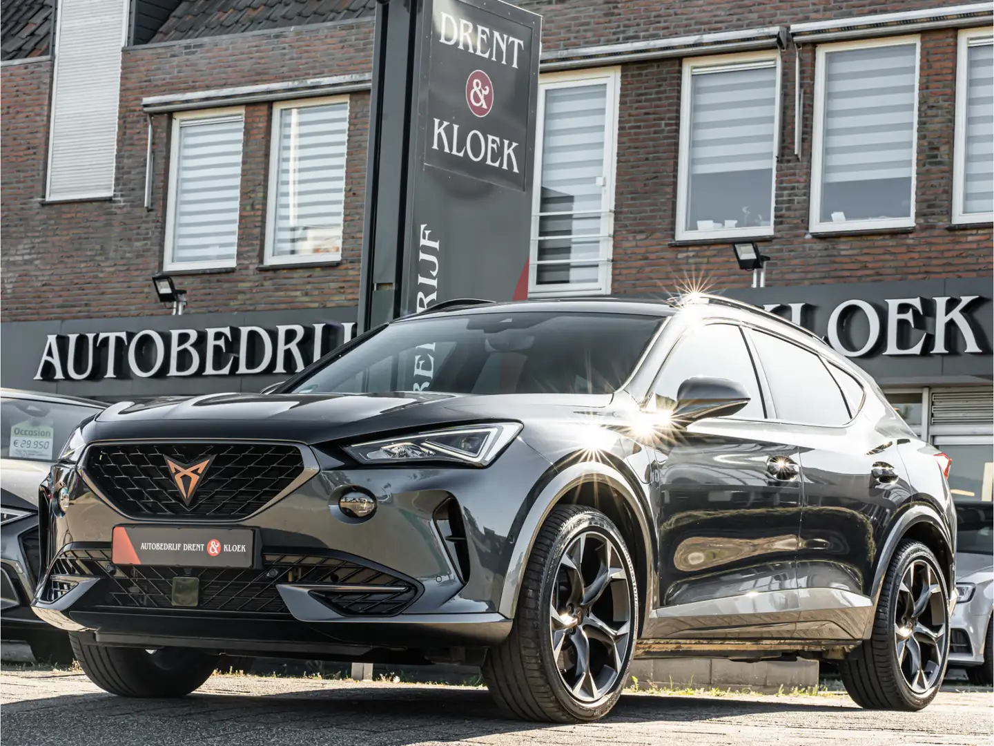 CUPRA Formentor VZ 1.4 e-Hybrid Performance SCHAALSTOELEN CAMERA 1 Gris - 1