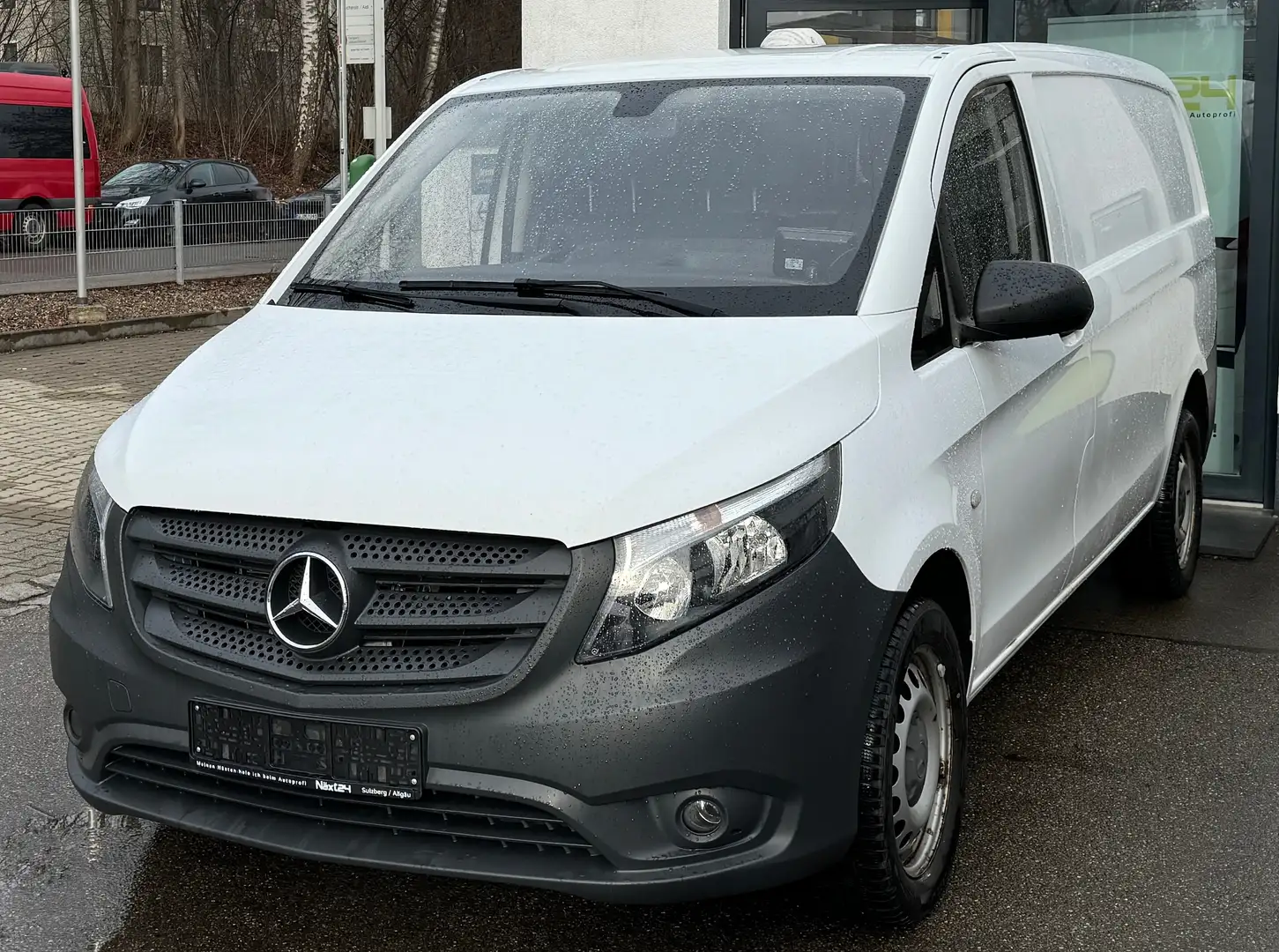 Mercedes-Benz Vito 114CDI 4x4 lang/Goliath Hygiene/Lebensmittelausbau Weiß - 1