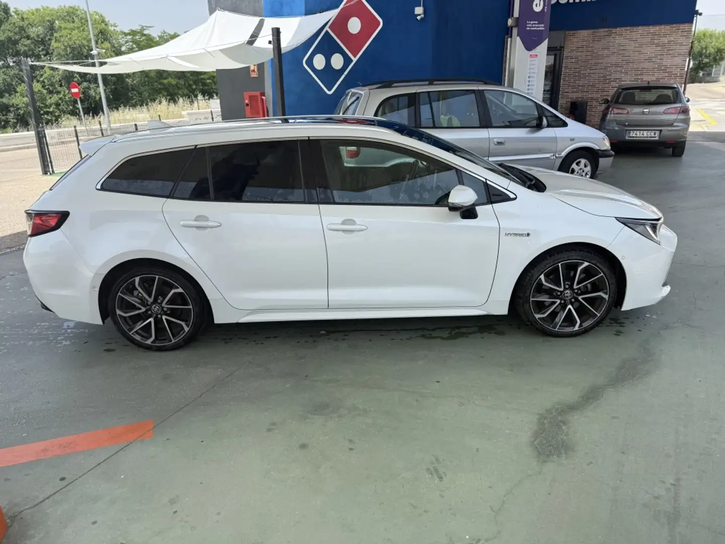 Toyota Corolla Touring Sports 180H Advance Bianco - 2