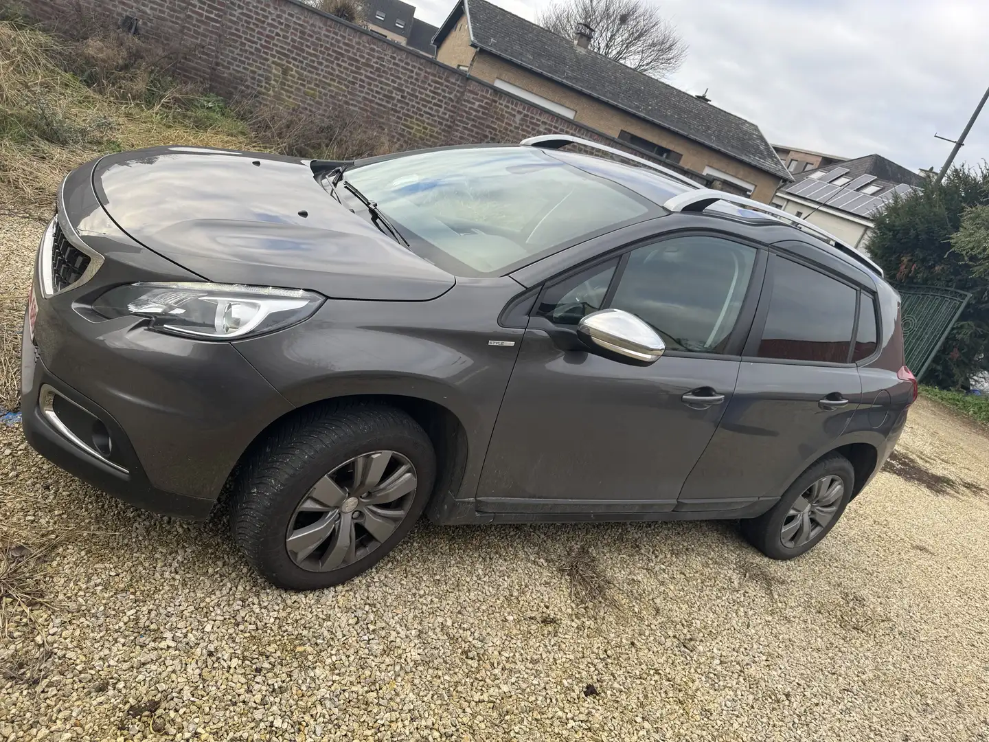 Peugeot 2008 1.2i Vti Style - 1