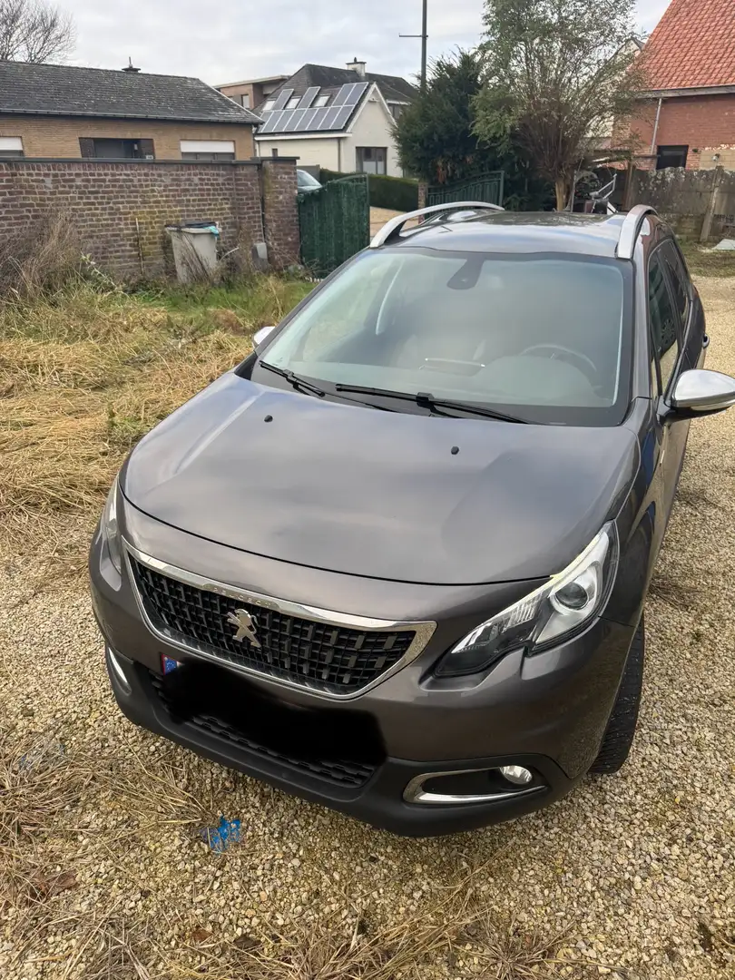 Peugeot 2008 1.2i Vti Style - 2
