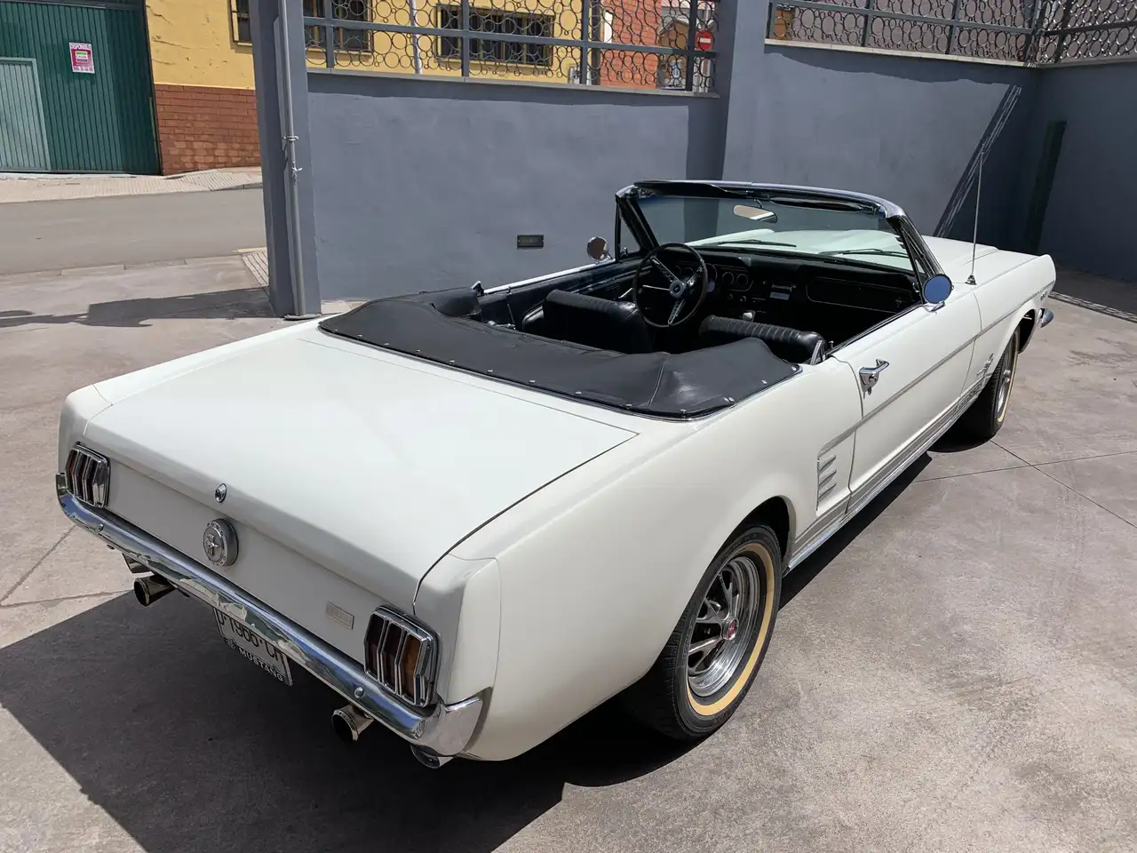 Ford Mustang Convertible Supercharged, foto 5