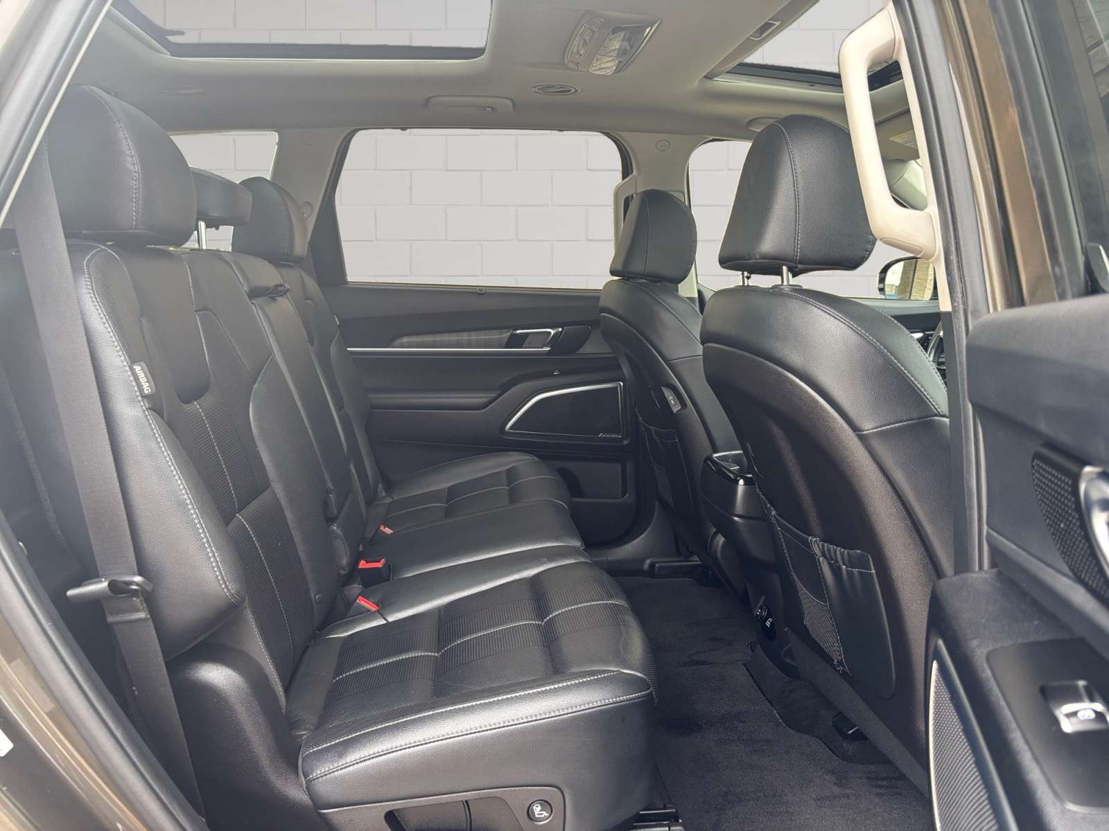 used 2023 Kia Telluride car, priced at $45,853