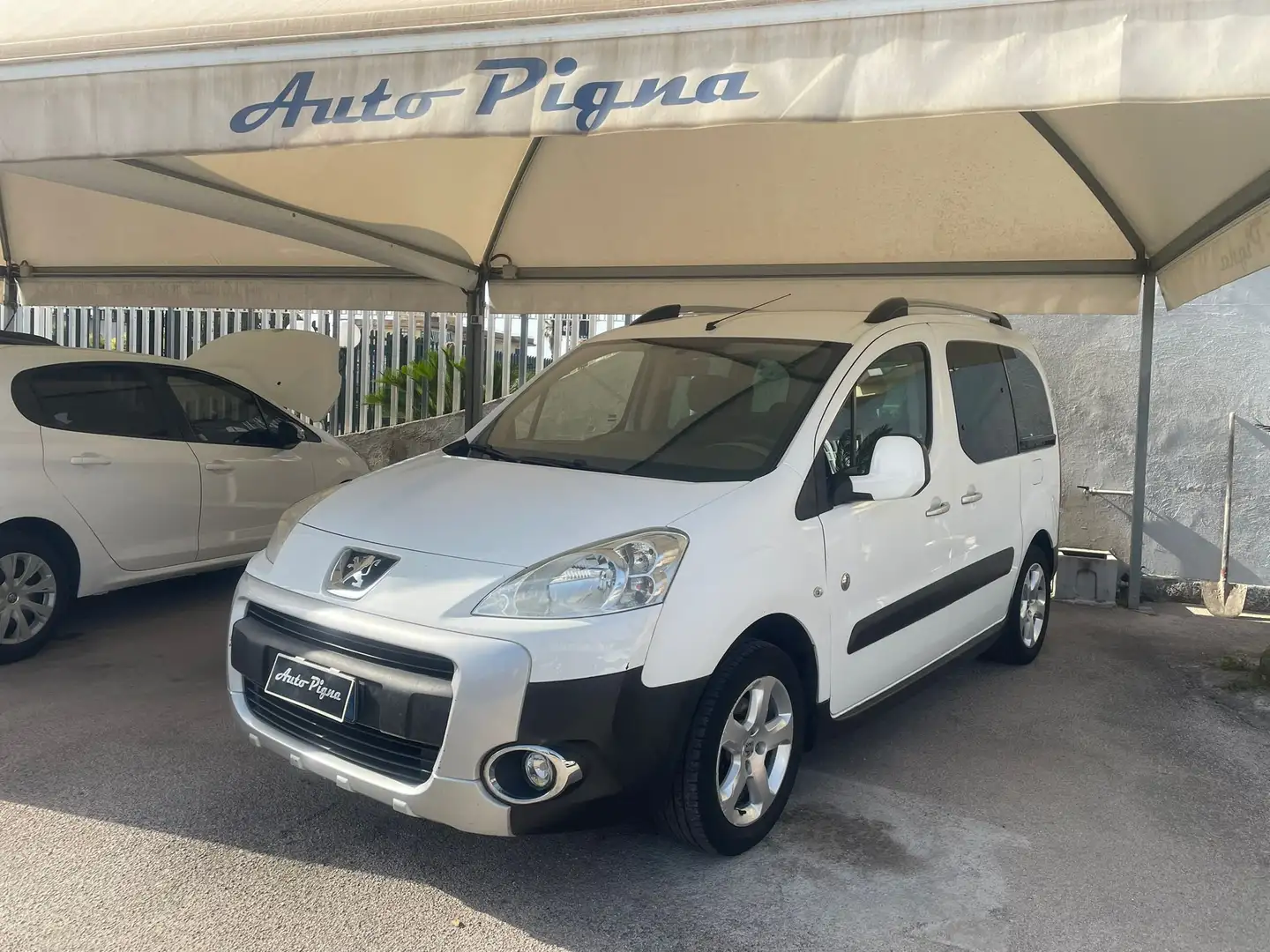 Peugeot Partner Partner Tepee 1.6 hdi Active (premium) 112cv Wit - 1