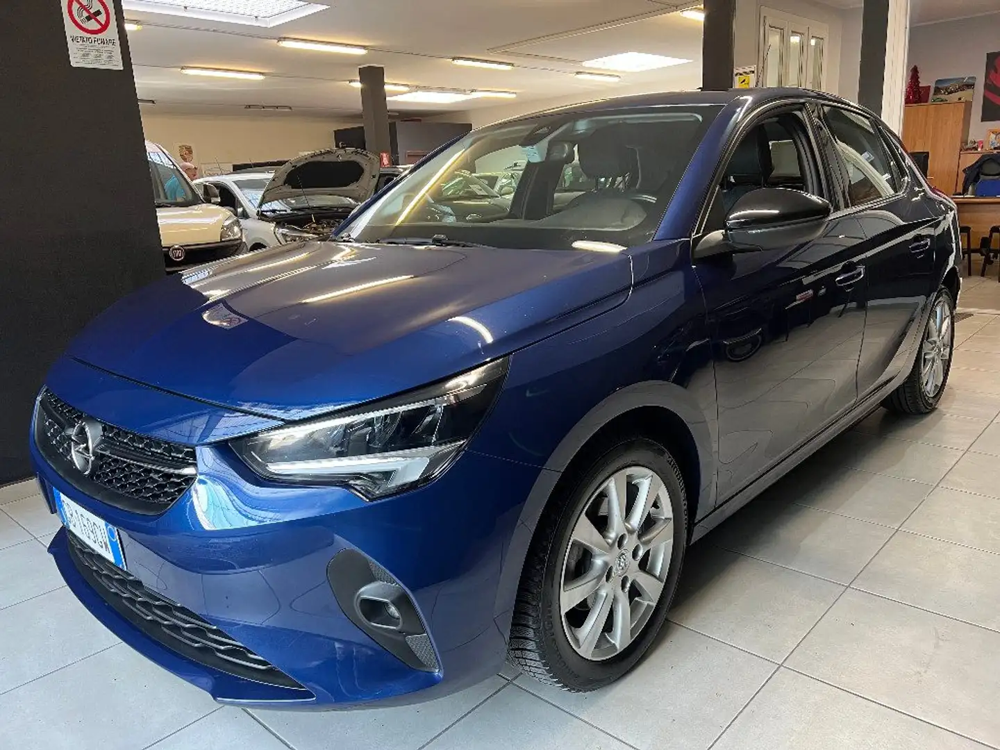 Opel Corsa 1.2 Elegance SENZA OBBLIGO DI FINANZIAMENTO Blauw - 1