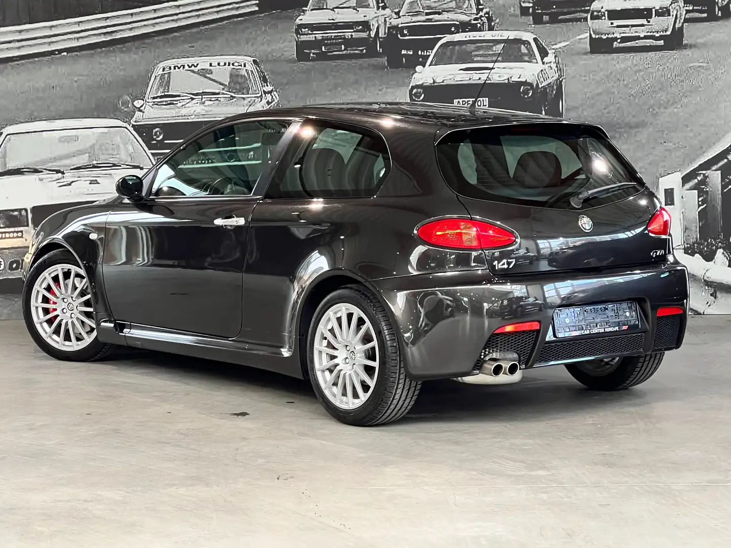 Alfa Romeo 147 GTA 3.2i V6 24v // Bose // 250 PK // Gris - 2