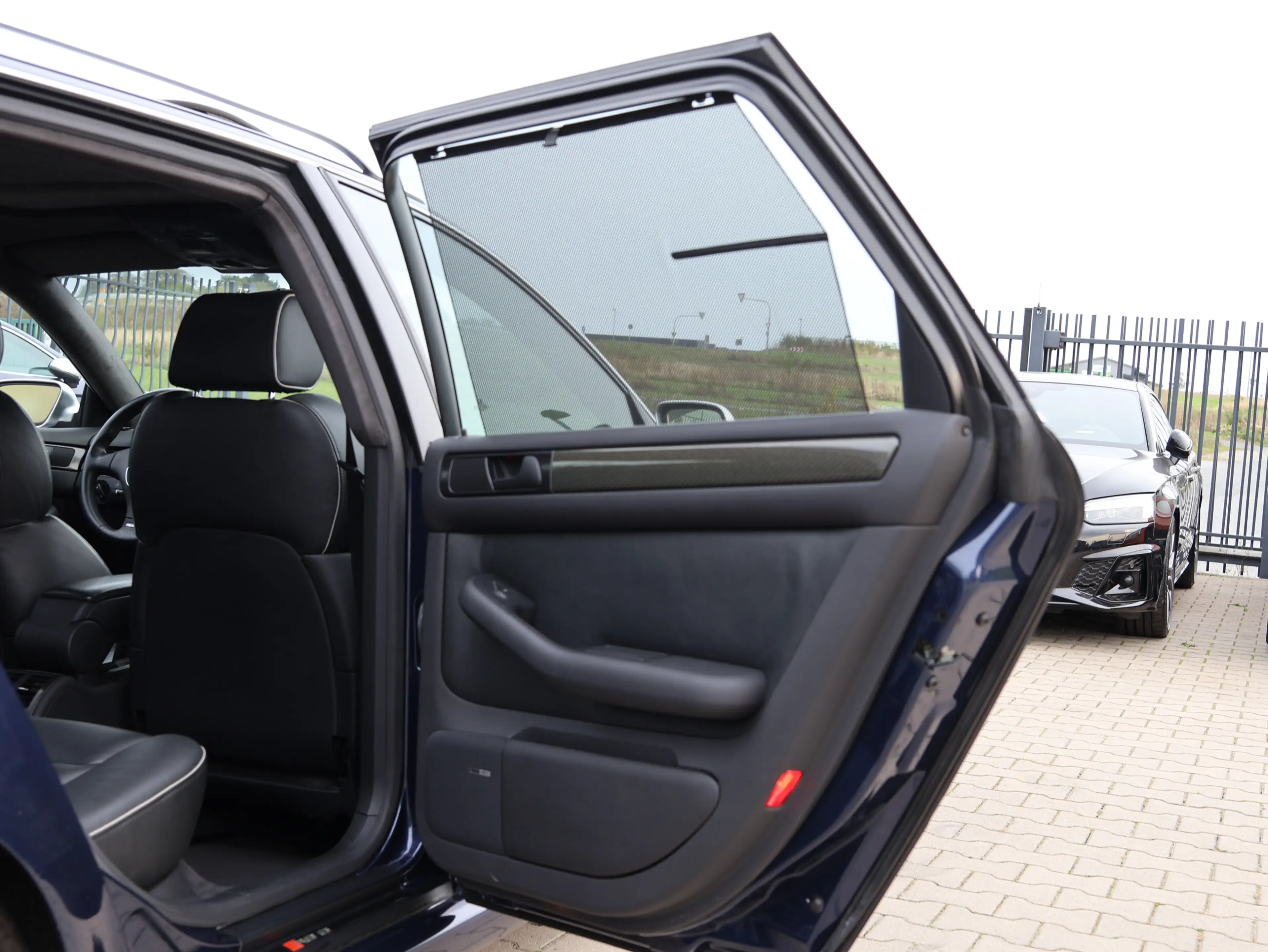 Audi RS6 Avant 4.2 quattro - 3.HAND UNFALLFREI — photo 37