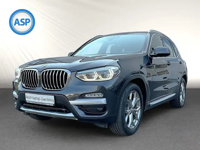 BMW X3 xDrive 20i xLine LED PANO HUD NAVI SHZ RFK