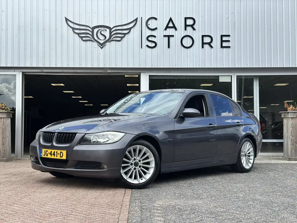 BMW 318