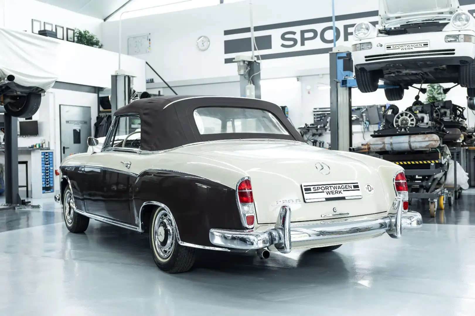 Mercedes-Benz 220 S Cabriolet I Top Zustand I Classic Data 2 Beige - 2