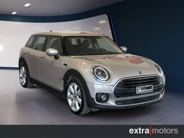 MINI Cooper Clubman MINI CLUBMAN 1.5 COOPER CLASSIC AUT.