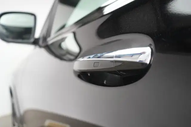 Mercedes-Benz Gle Class view 11