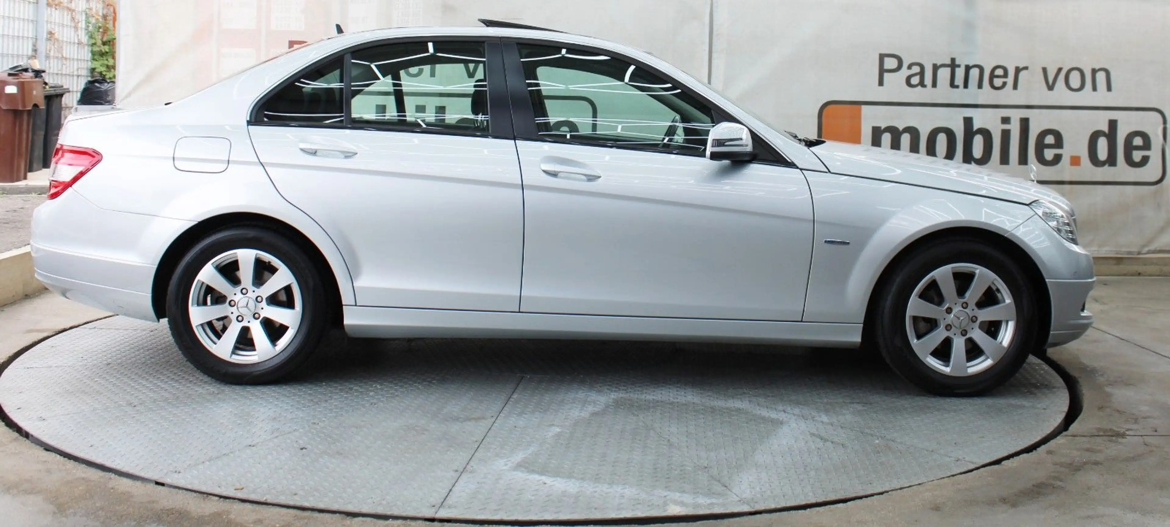 Mercedes-Benz C 180 K*Inspektion Neu*Scheckheft*Einparkhilfe* — photo 15