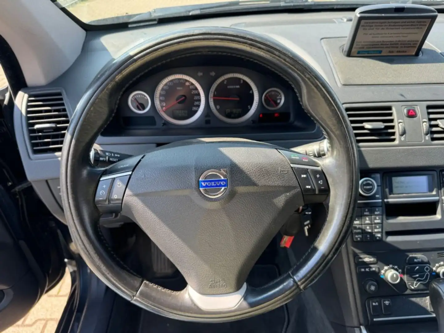 Volvo XC90 D5 AWD Geartronic Momentum Gris - 2