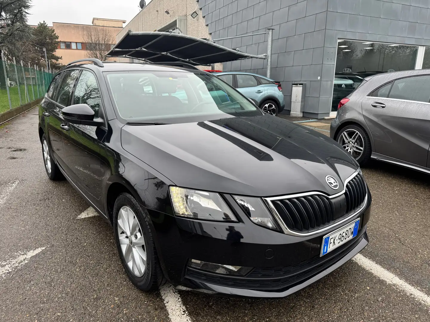 Skoda Octavia Wagon 1.6 Tdi Executive 115CV OTTIMO PREZZO Schwarz - 2