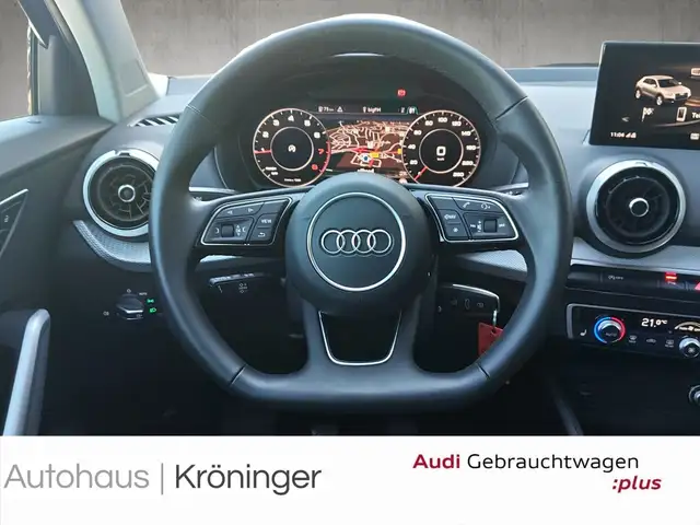 Audi Q2 view 11