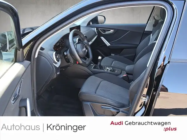 Audi Q2 view 7