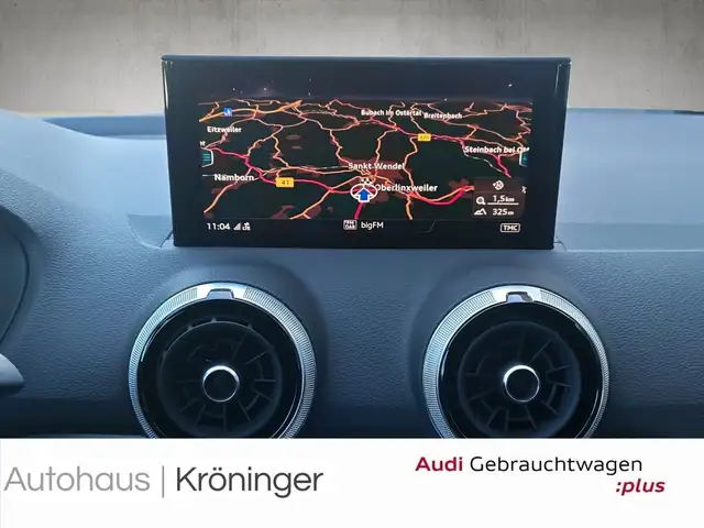 Audi Q2 view 15