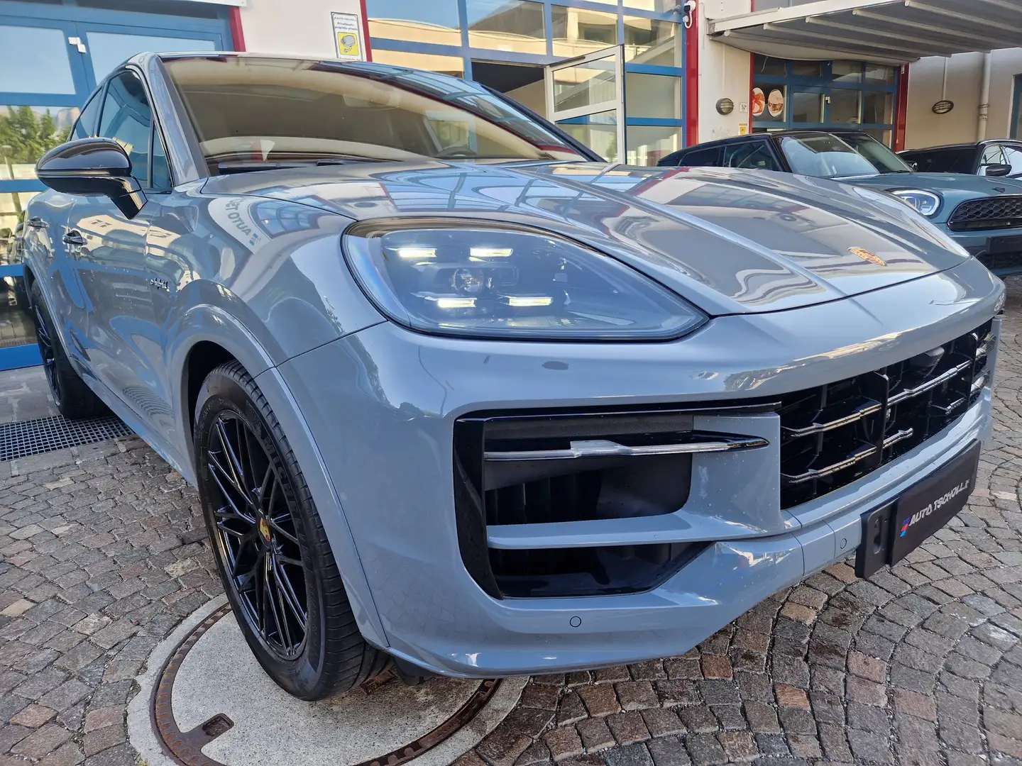 Porsche Cayenne E-Hybrid 470Cv Coupé OpenSky ACC 21“Keyless Grigio - 2