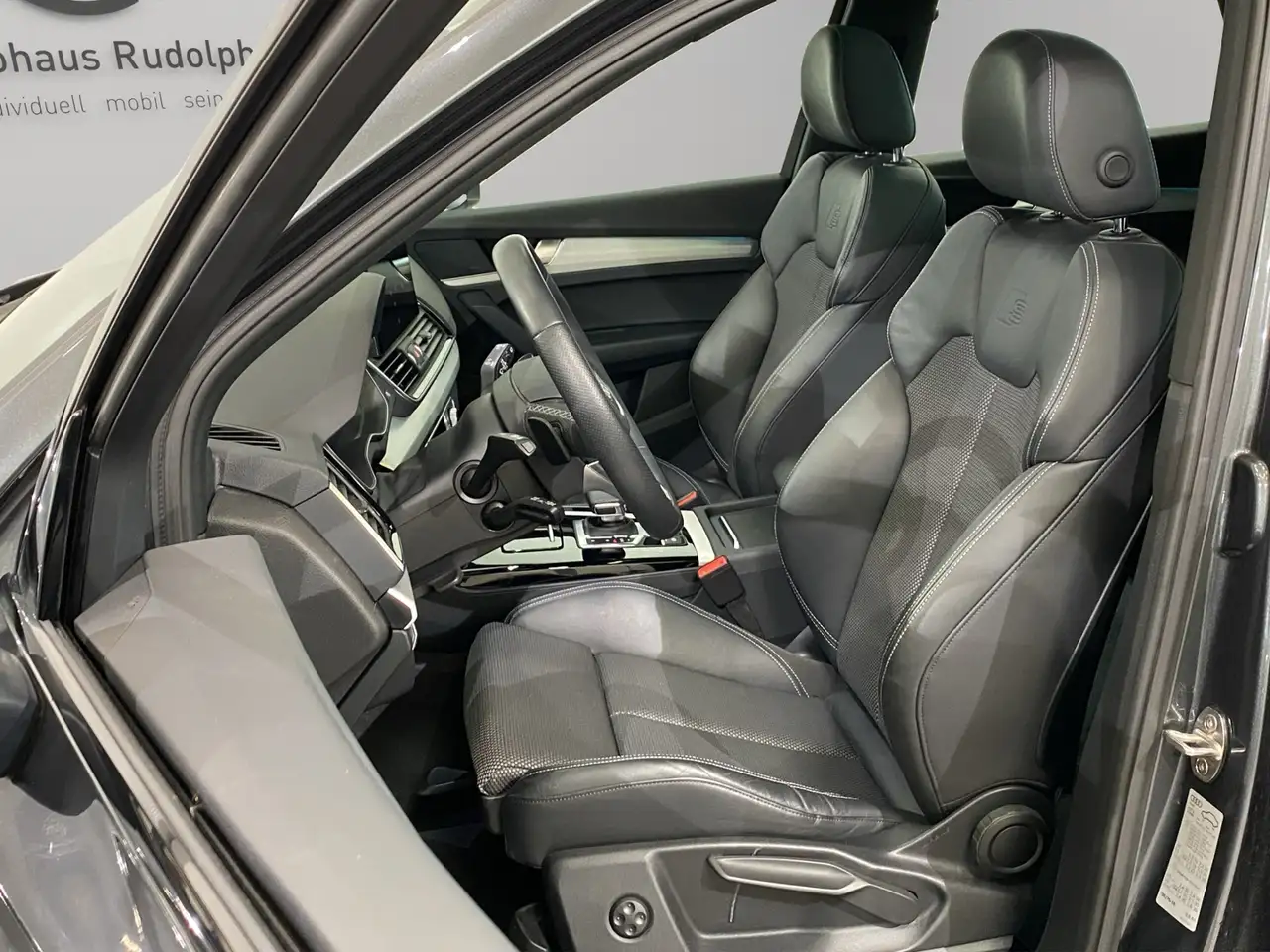 Audi Q5 40 2.0 TDI quattro S-tronic S-Line "Midnight Edit 5