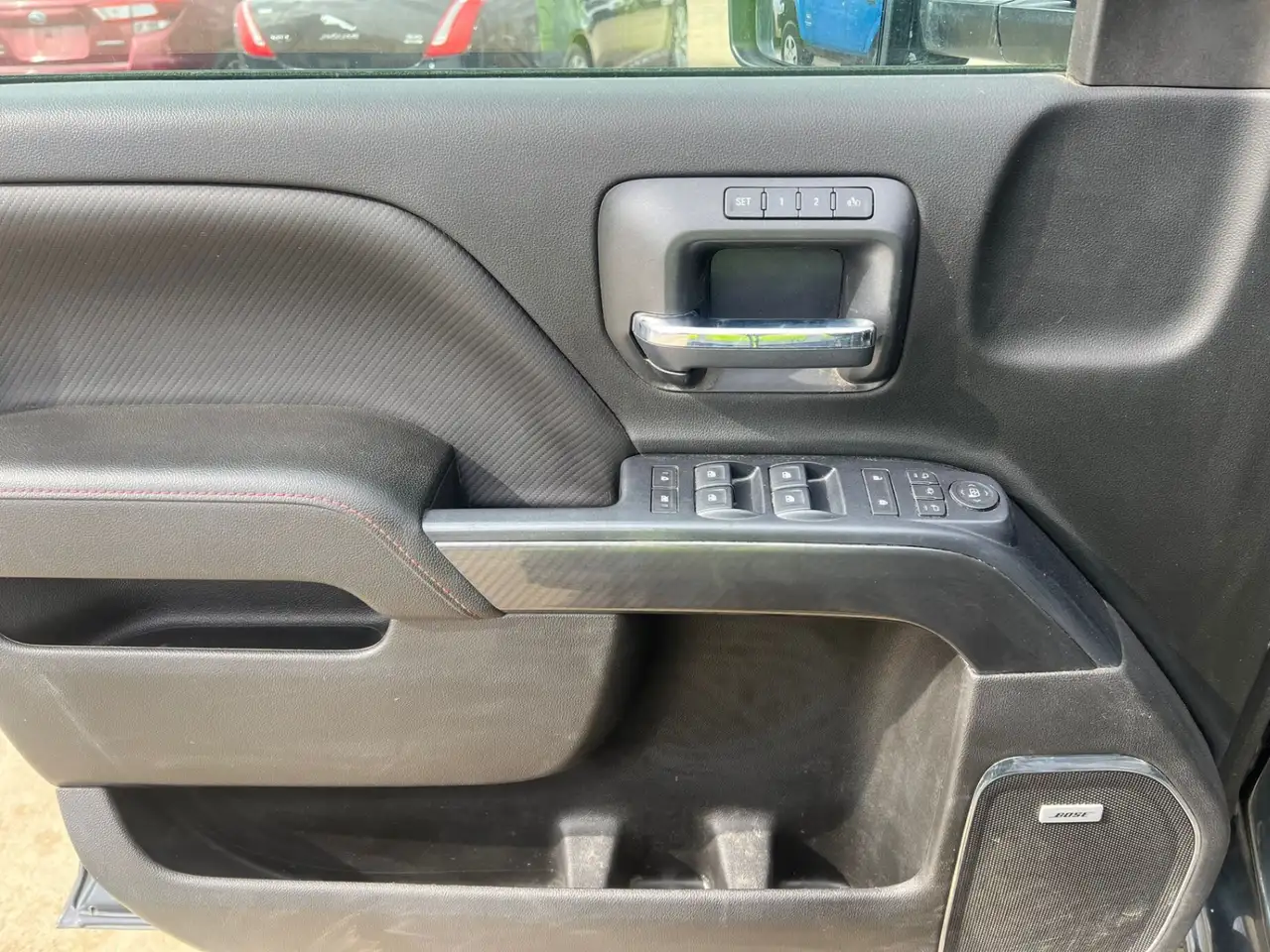 GMC Sierra 2500HD снимка GMC Sierra 2500HD