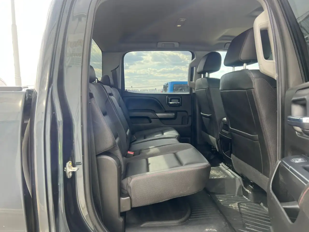 GMC Sierra 2500HD снимка GMC Sierra 2500HD