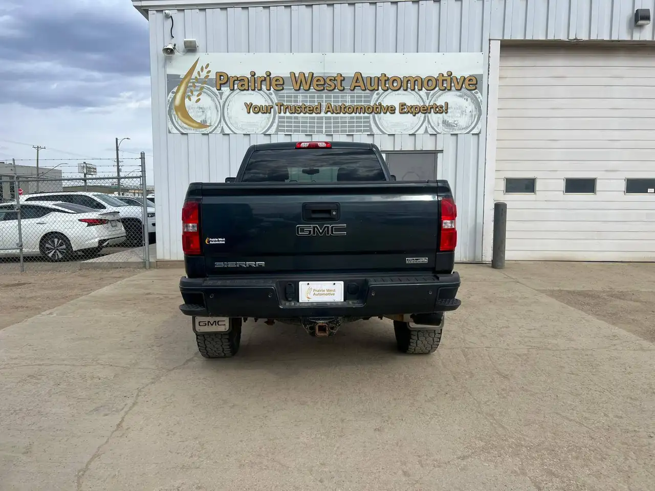 GMC Sierra 2500HD снимка GMC Sierra 2500HD