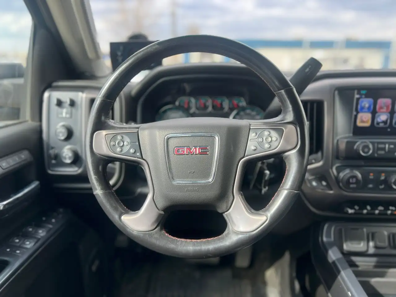 GMC Sierra 2500HD снимка GMC Sierra 2500HD