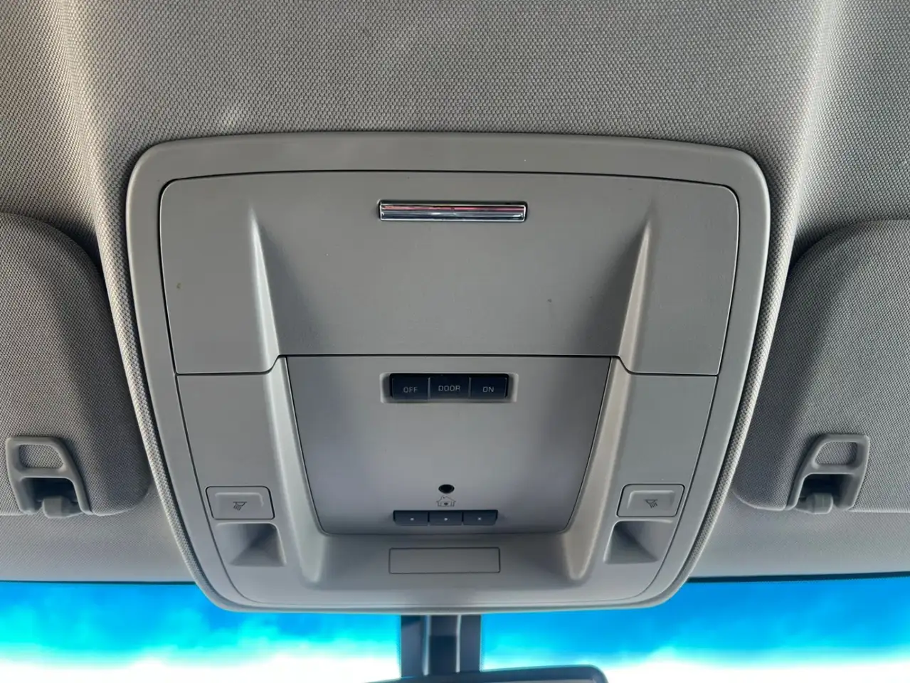 GMC Sierra 2500HD снимка GMC Sierra 2500HD