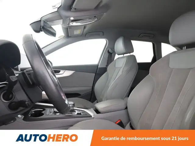 Audi A4 view 10