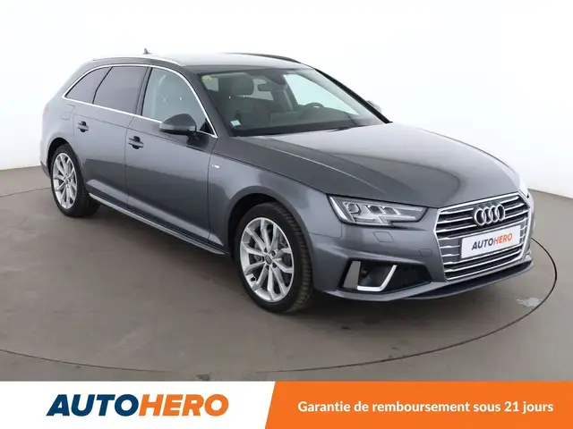 Audi A4 view 8