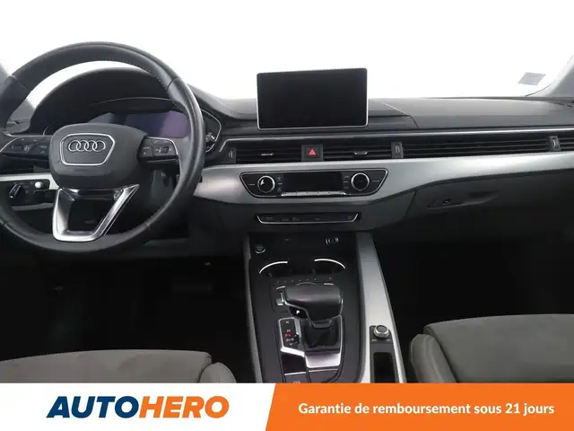 Audi A4 view 12