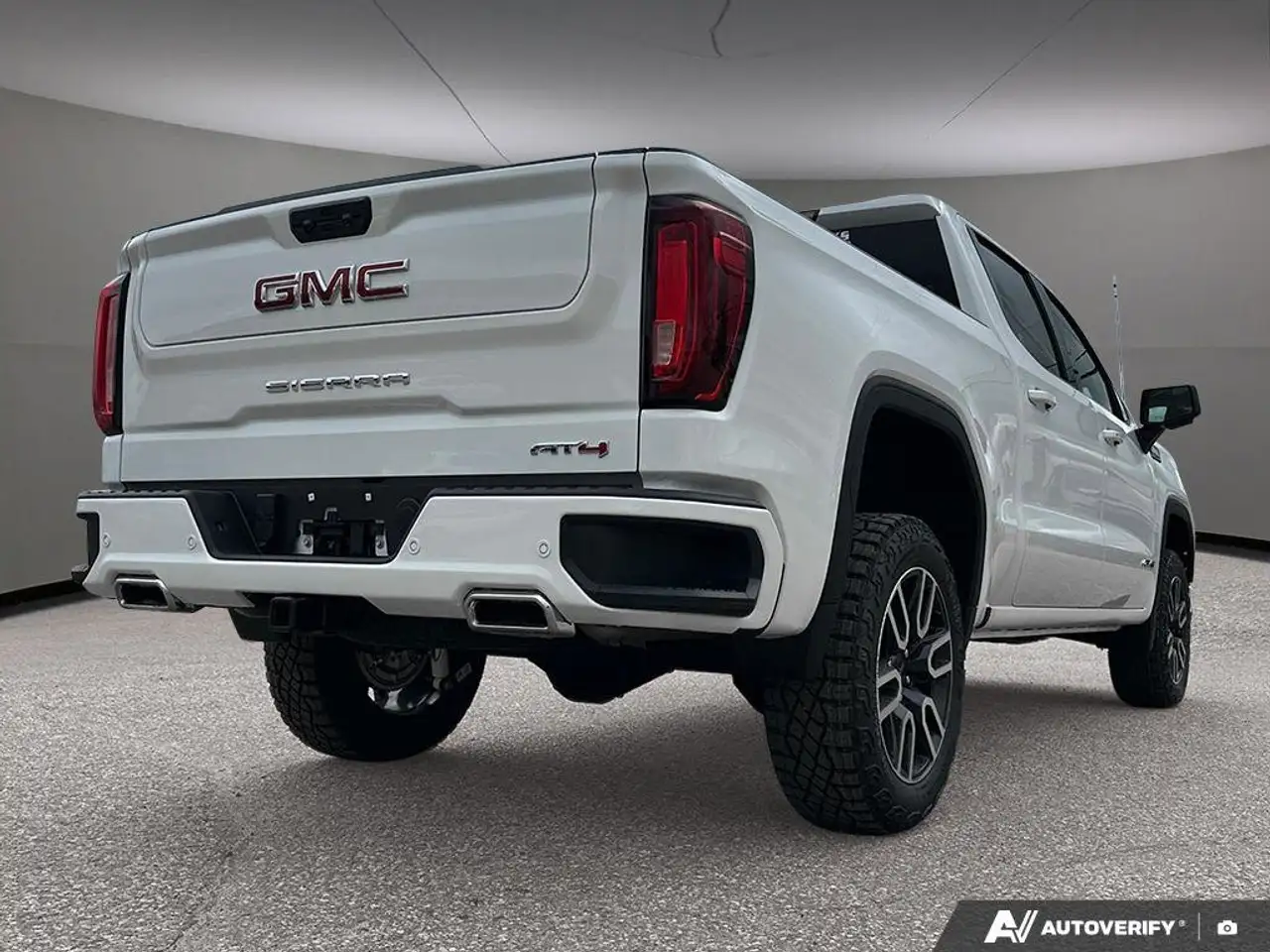 GMC Sierra 1500 photo GMC Sierra 1500