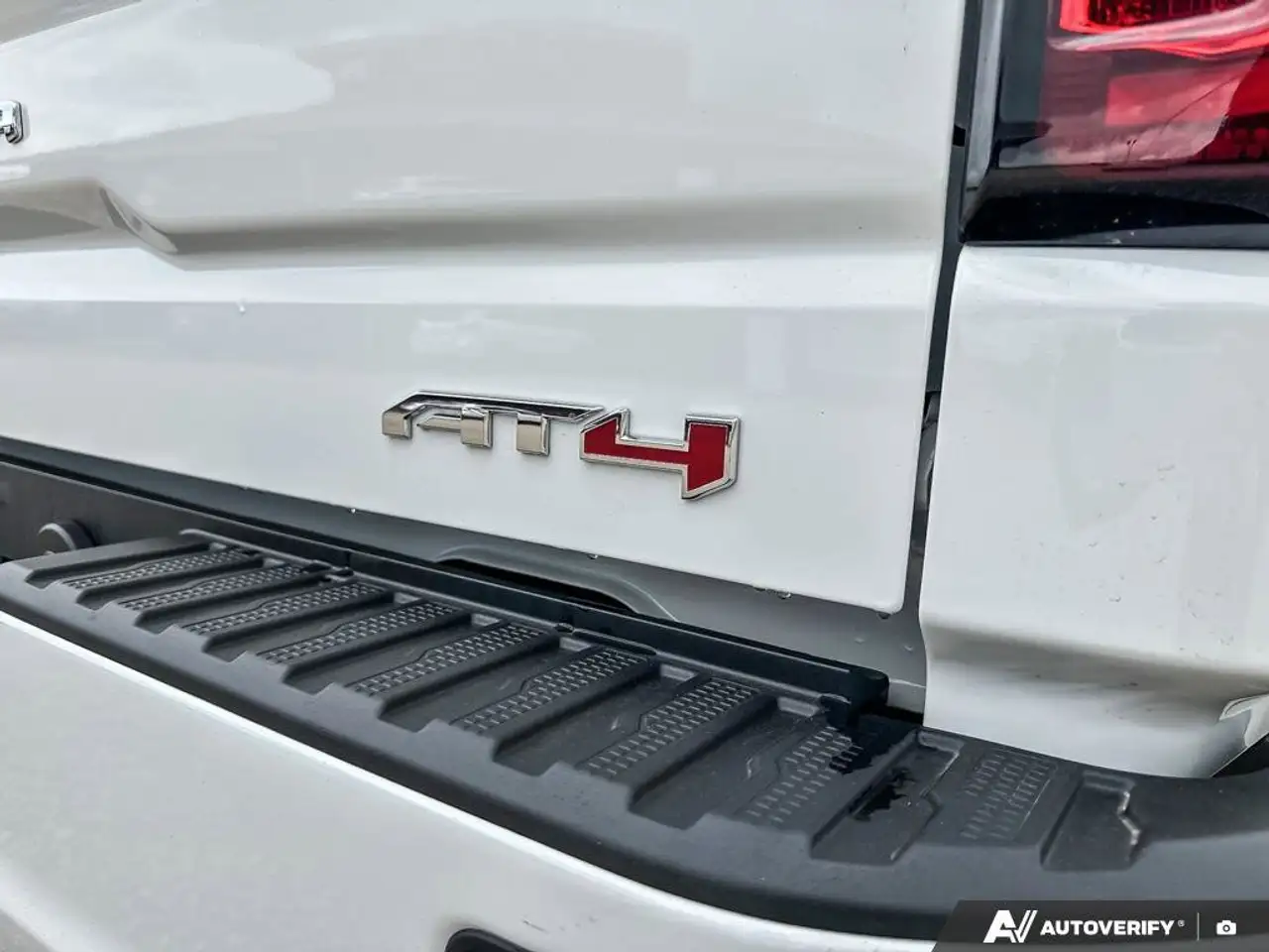 GMC Sierra 1500 photo GMC Sierra 1500