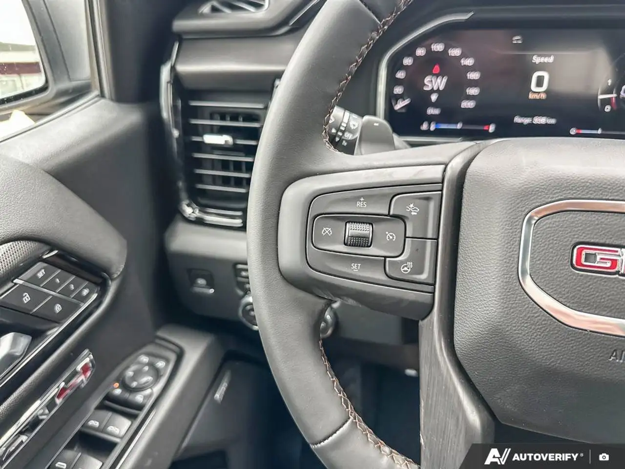 GMC Sierra 1500 photo GMC Sierra 1500