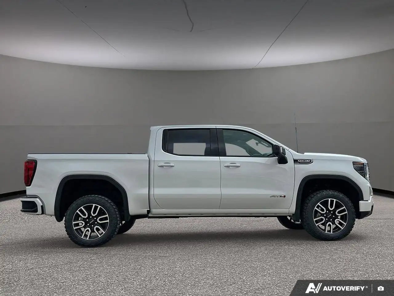 GMC Sierra 1500 photo GMC Sierra 1500