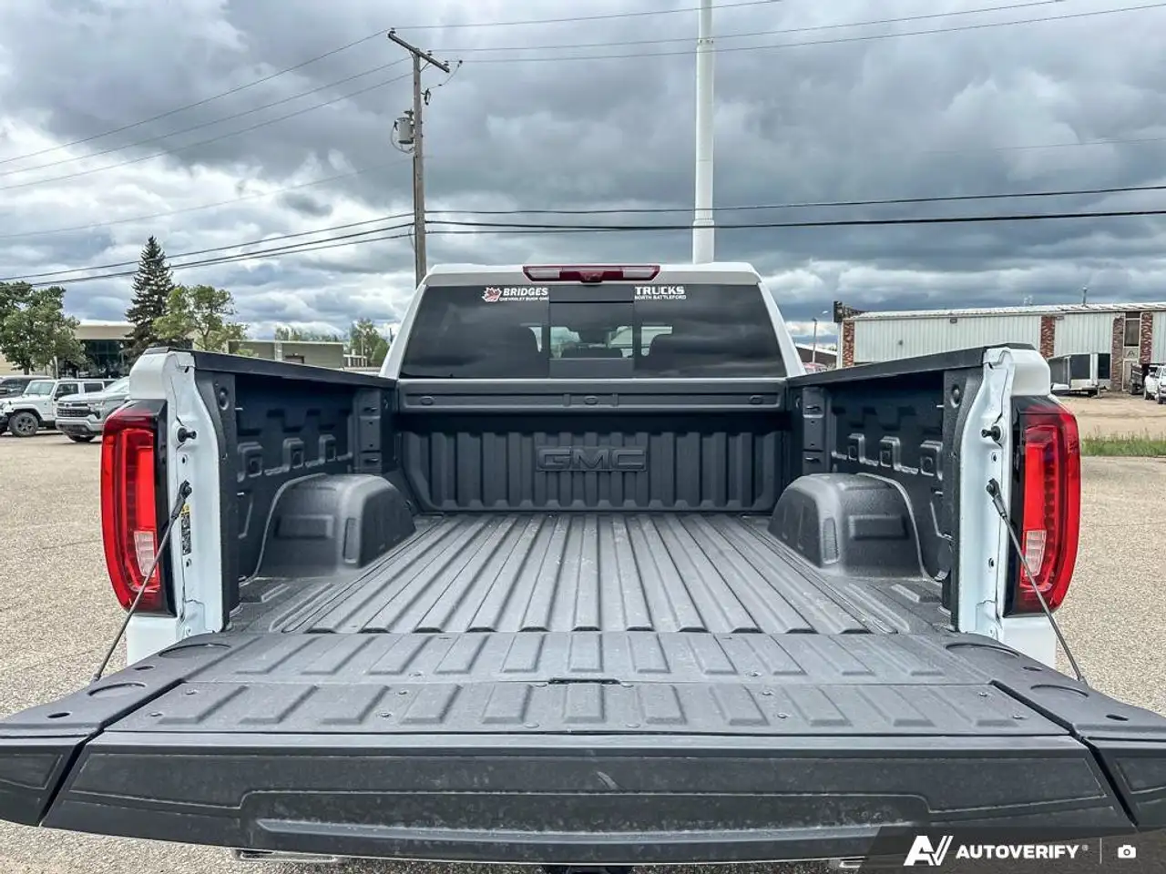 GMC Sierra 1500 photo GMC Sierra 1500