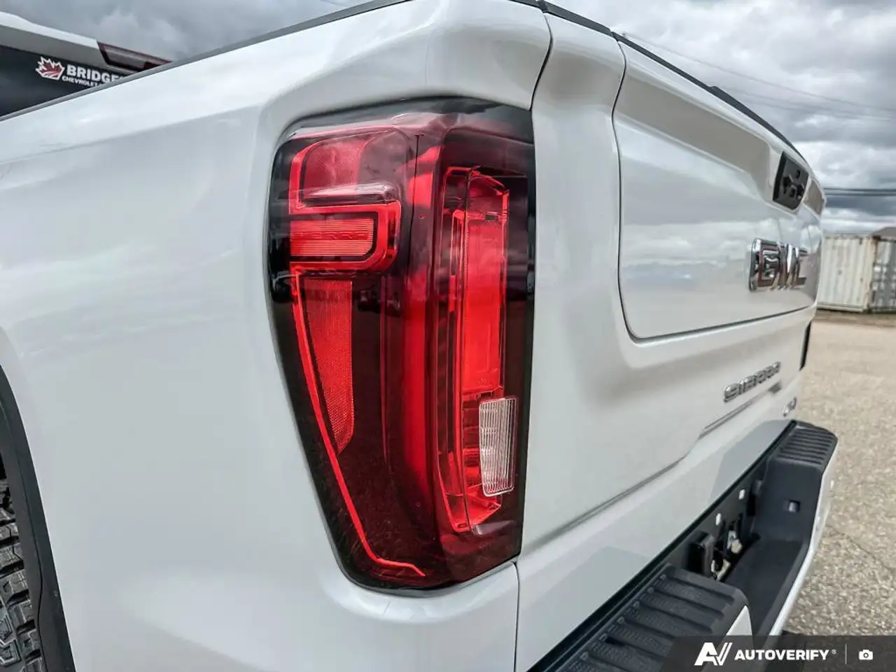 GMC Sierra 1500 photo GMC Sierra 1500
