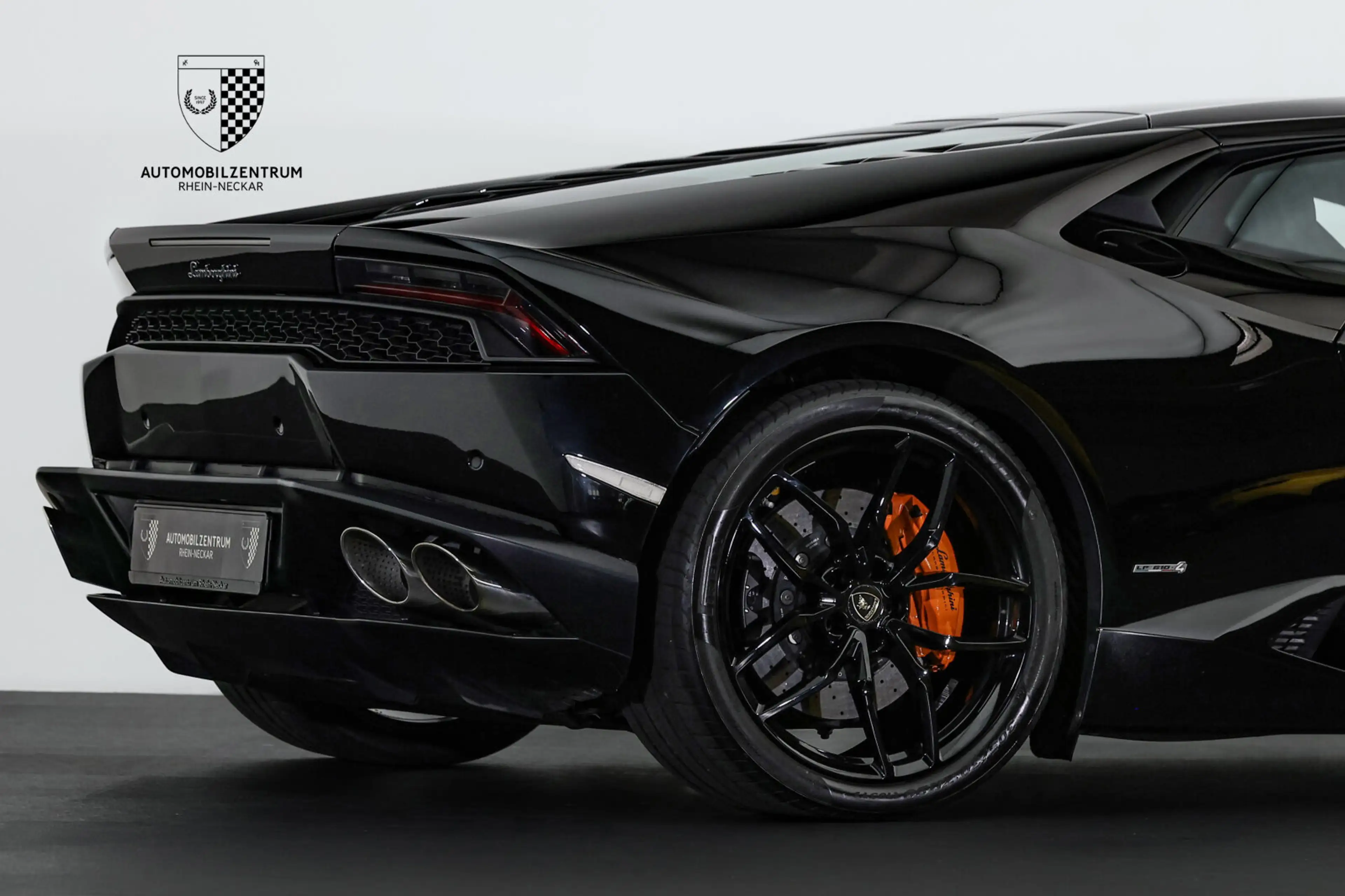 Lamborghini Huracán Huracán AdPersonam/HeatedSeats/Sensors/Lift — photo 10