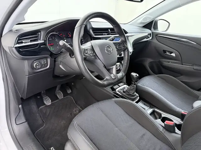 Opel Corsa view 8