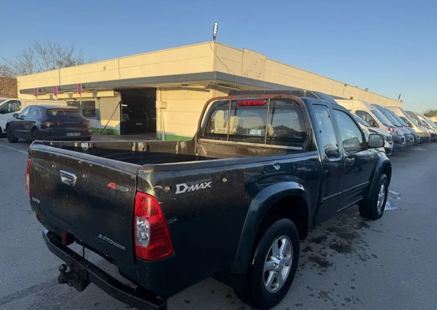 Isuzu D-Max 4X4 SPACE CAB 3.0LS Vert - 2