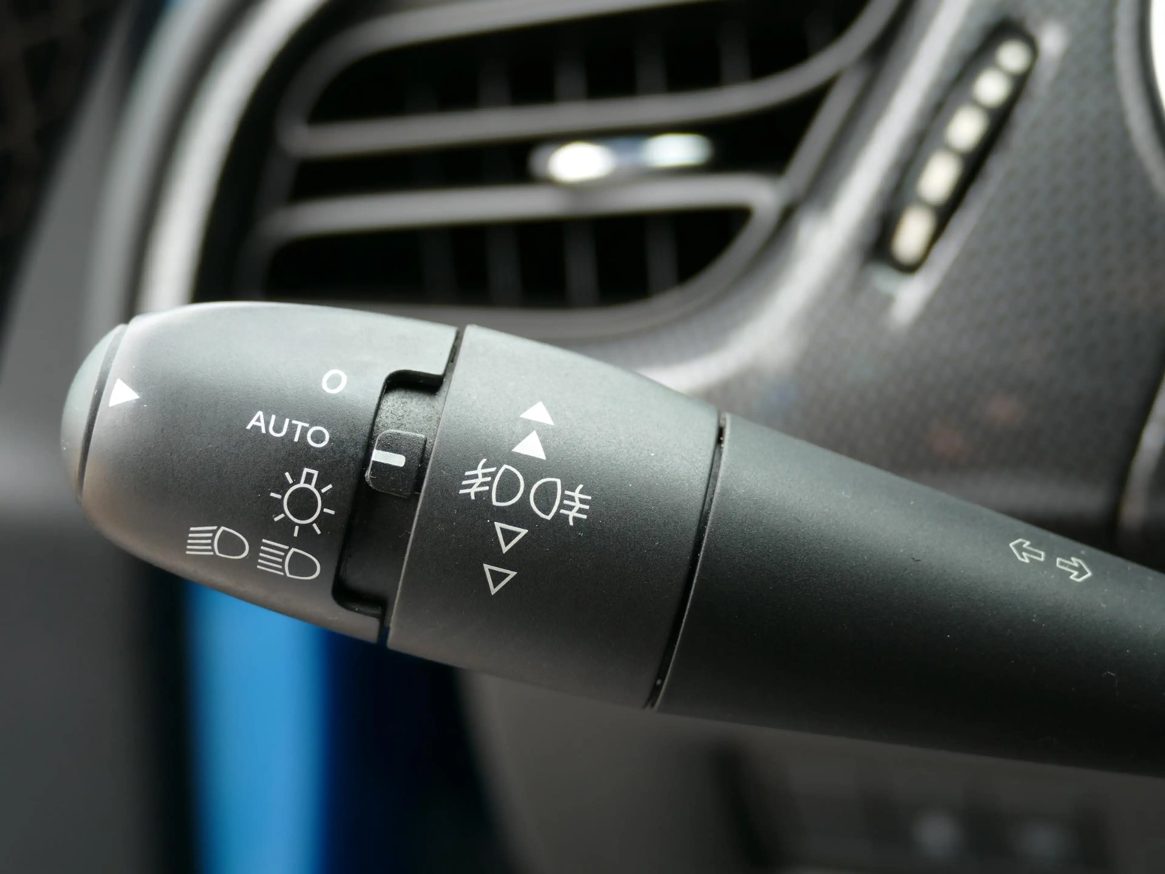 DS Automobiles DS 3 1.2 PureTech So Chic | 110PK | AUTOMAAT | Navigati — photo 11