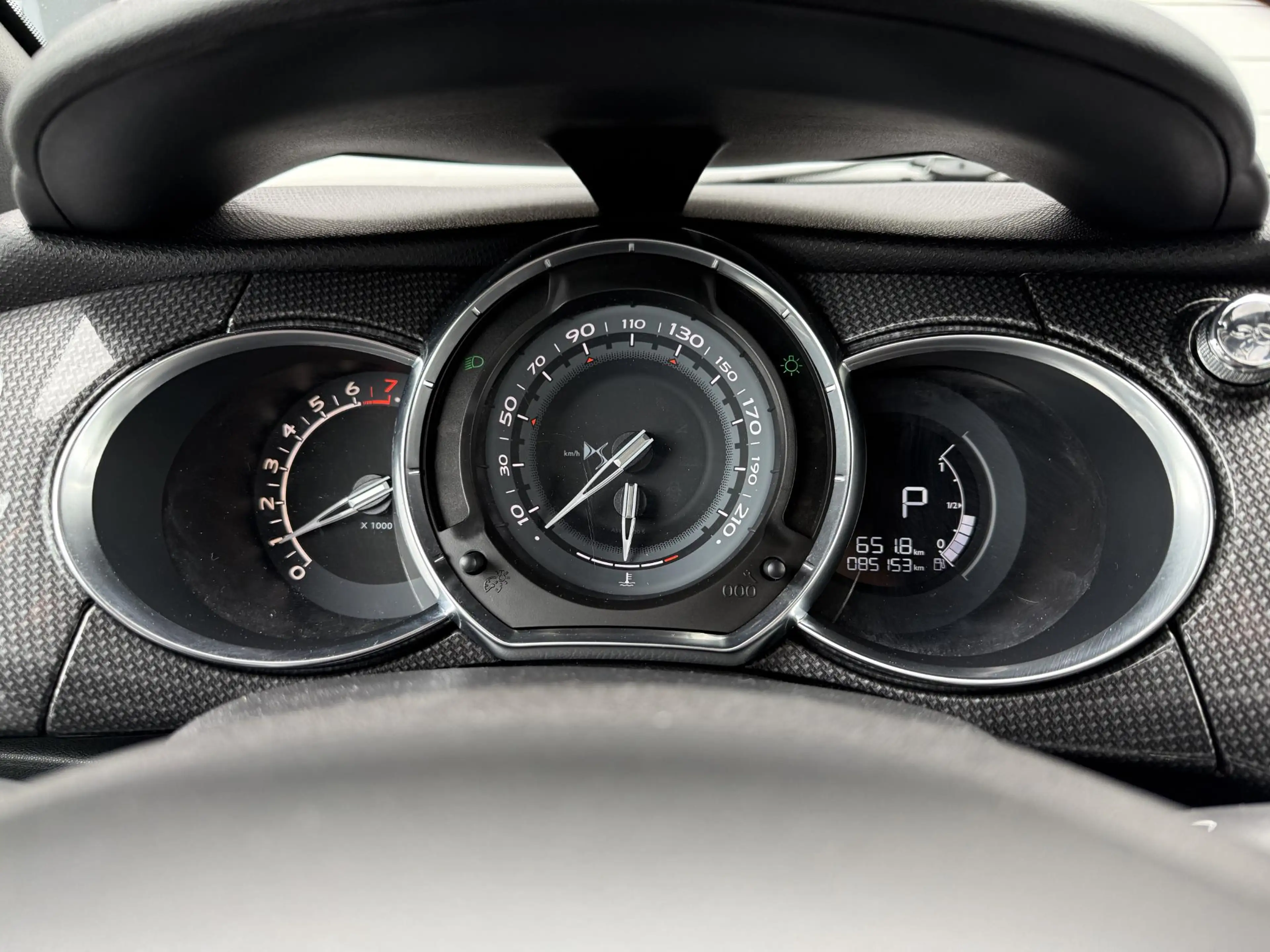 DS Automobiles DS 3 1.2 PureTech So Chic | 110PK | AUTOMAAT | Navigati — photo 13