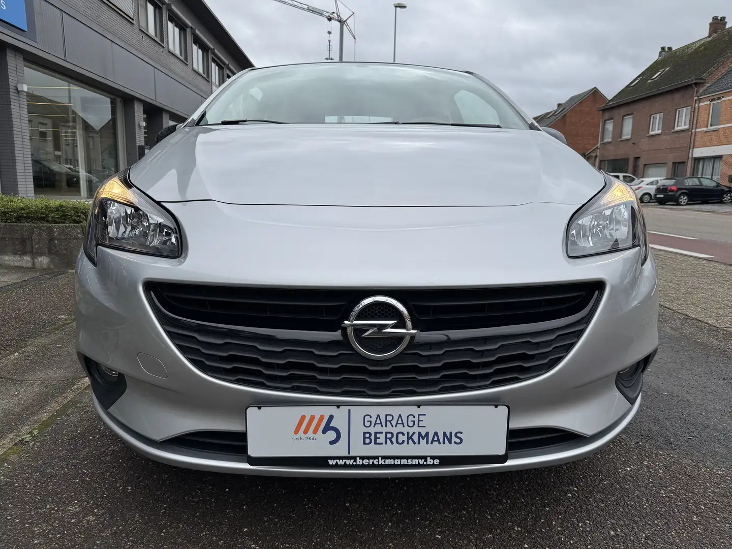 Opel Corsa-e 3D Black Edition 1.3CDTI 75PK Gris - 2