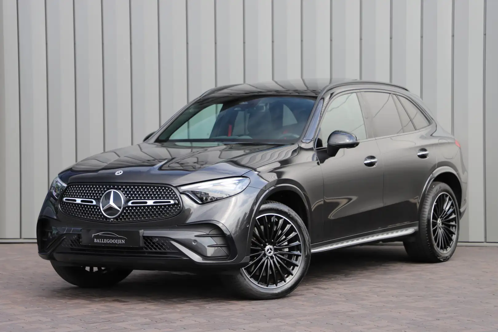 Mercedes-Benz GLC 400 400e AMG 381PK 4-Matic | Distronic | Pano | Keyles Grijs - 1