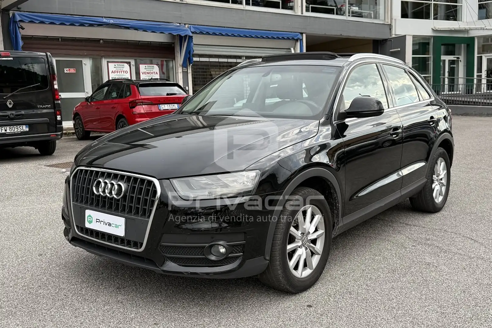 Audi Q3 Q3 2.0 TDI Business TETTO APRIBILE! Nero - 1