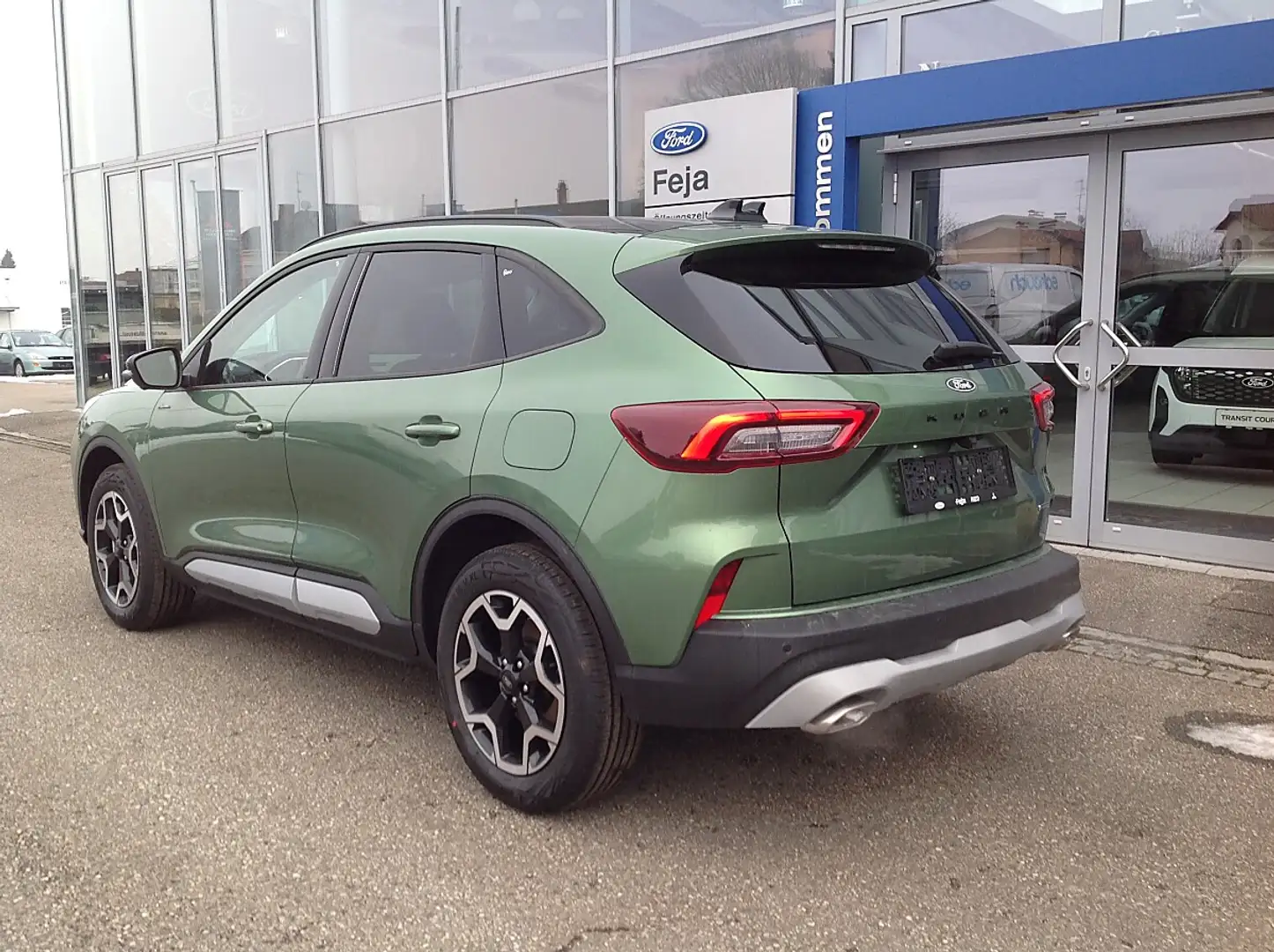 Ford Kuga 2,5 Duratec FHEV Active X Aut. Grün - 2